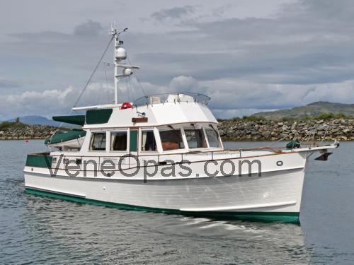 Tekniset tiedot ja arvostelut